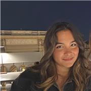 Étudiante en 4eme année à SciencesPo, peut enseigner du droit, de l’histoire, de la géographie et de l’SES à des primaire, collégiens et lycéens
